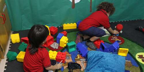 Adolescente atropella niña de 4 años en Comerío