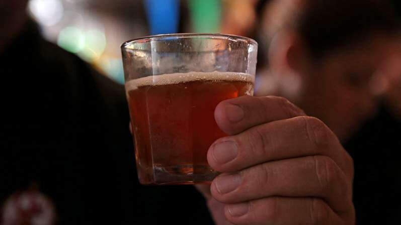 Lanzan nuevas cervezas artesanales marca Del Oeste