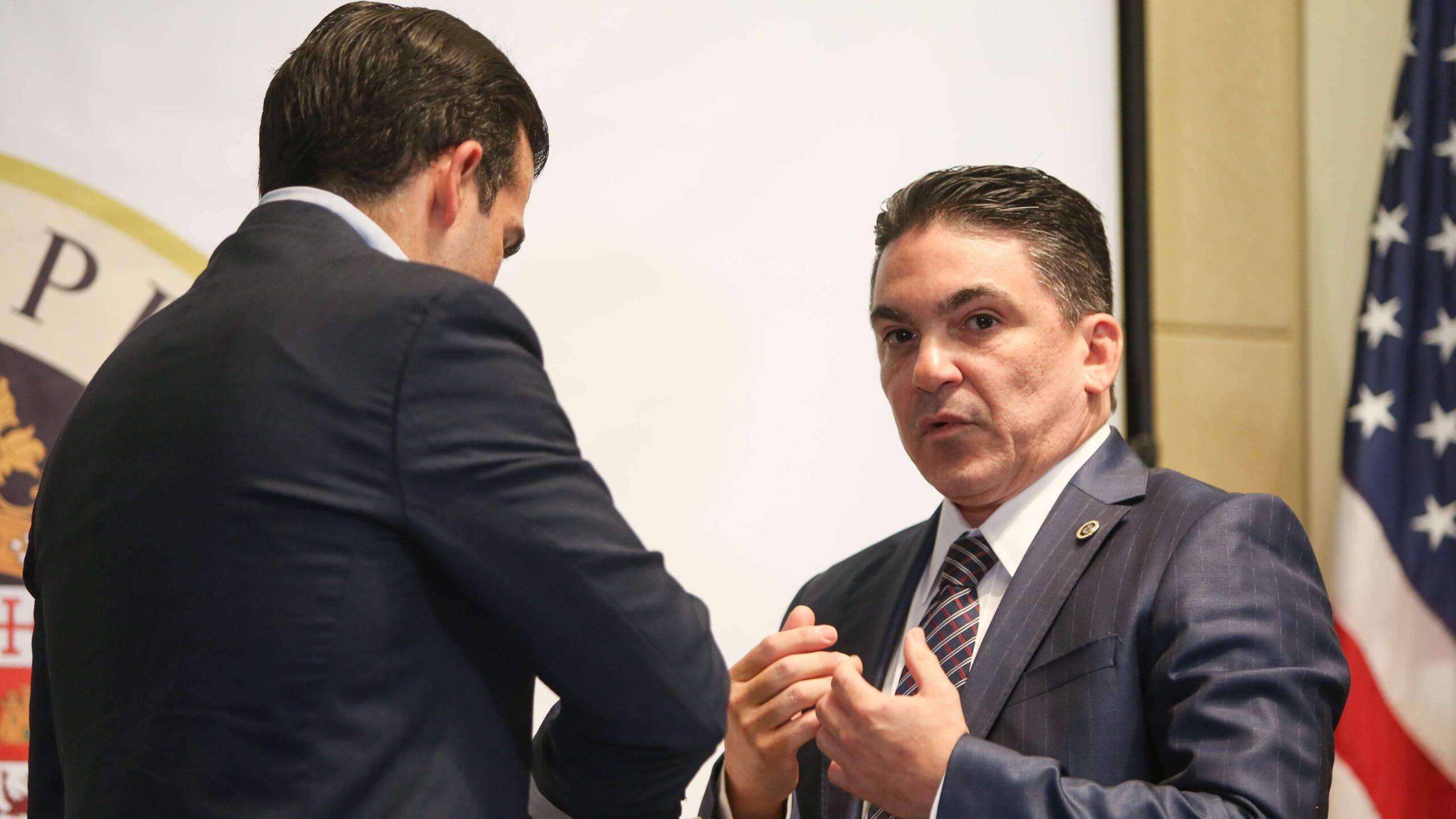 Doble demanda del Gobierno contra las aseguradoras