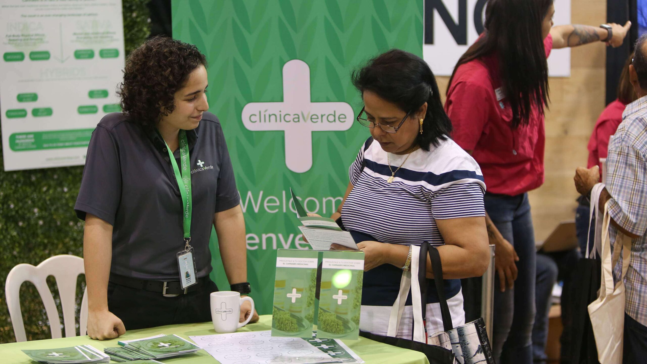 Clínica Verde continúa su agresiva expansión en la Isla