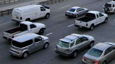 Trabajos de reconstrucción inflan ventas de automóviles