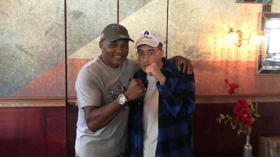 Bad Bunny ‘le mete las manos’ a Tito Trinidad