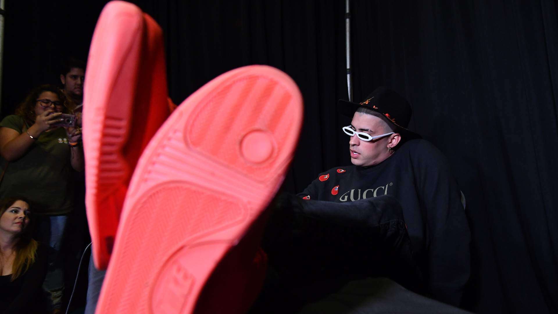 Bad Bunny y JLo muestran un adelanto de nuevo tema