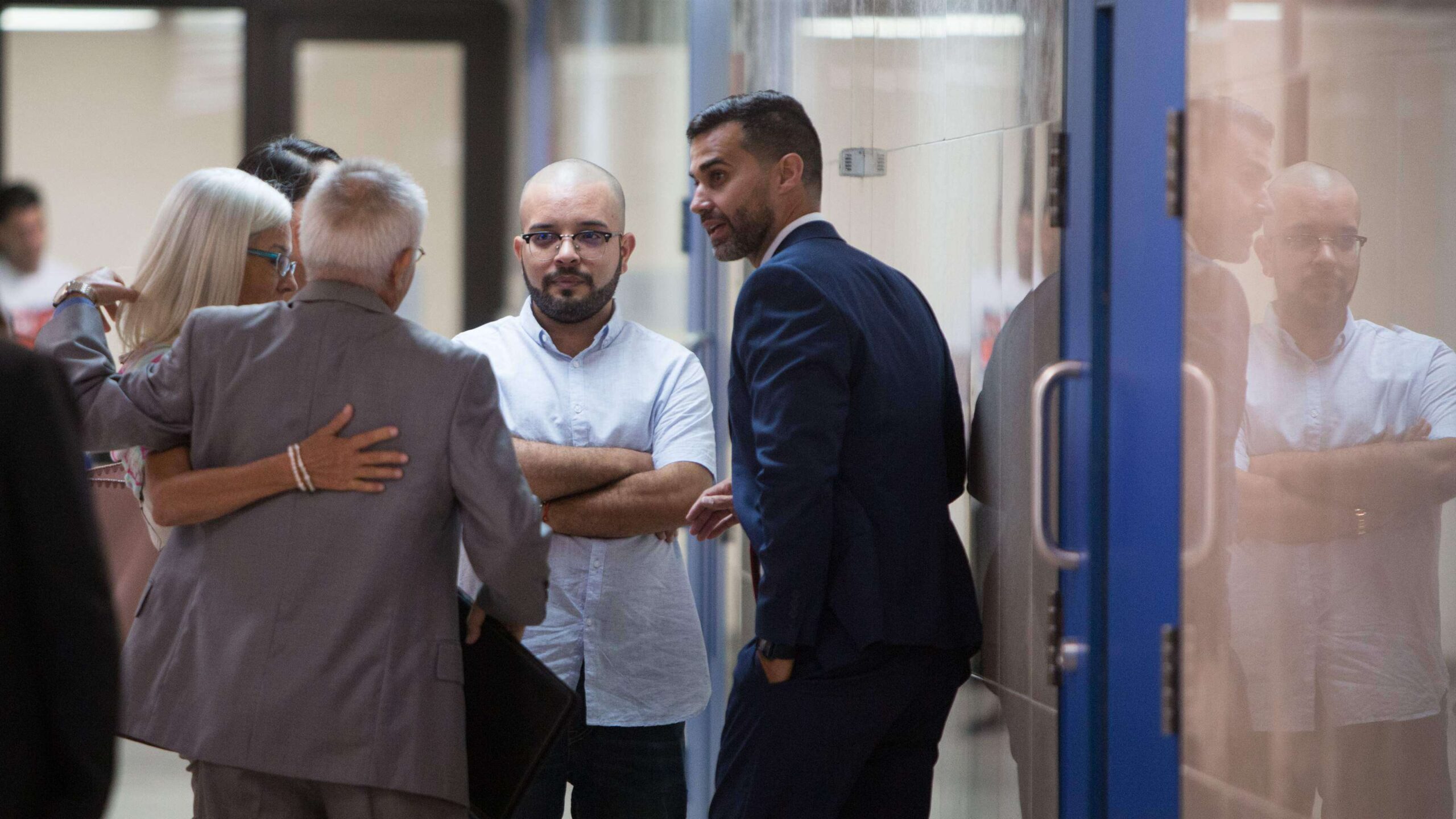 Madre de abogado fallecido no entiende teorías de fiscalía