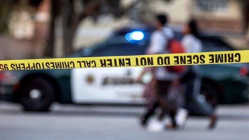 Tirotean desde un carro en Jacksonville