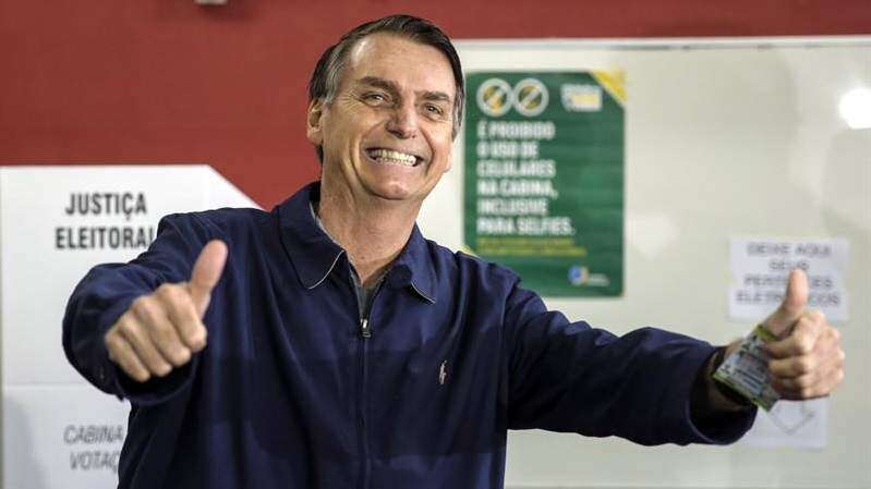 Bolsonaro lidera la elección presidencial en Brasil