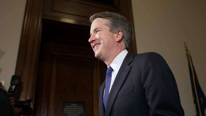 Confirman a Kavanaugh al Supremo en medio de protestas