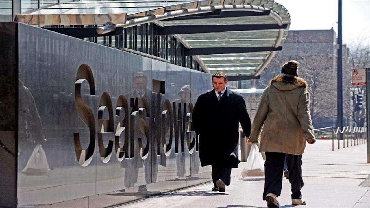 Sears trata de mantener 300 tiendas abiertas