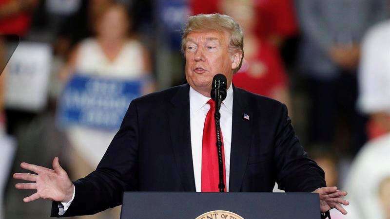 Trump reconoce que Putín pudo haber ordenado asesinatos pero confía en él