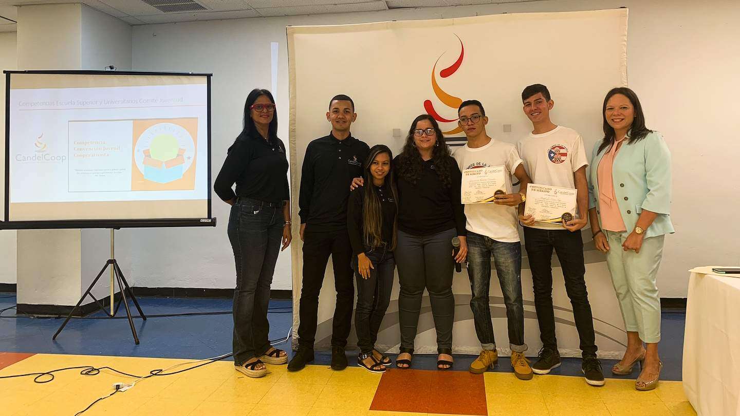 Candel Coop desarrolla espíritu empresarial en jóvenes de Manatí