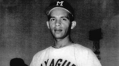 Fallece exlanzador Pantalones Santiago