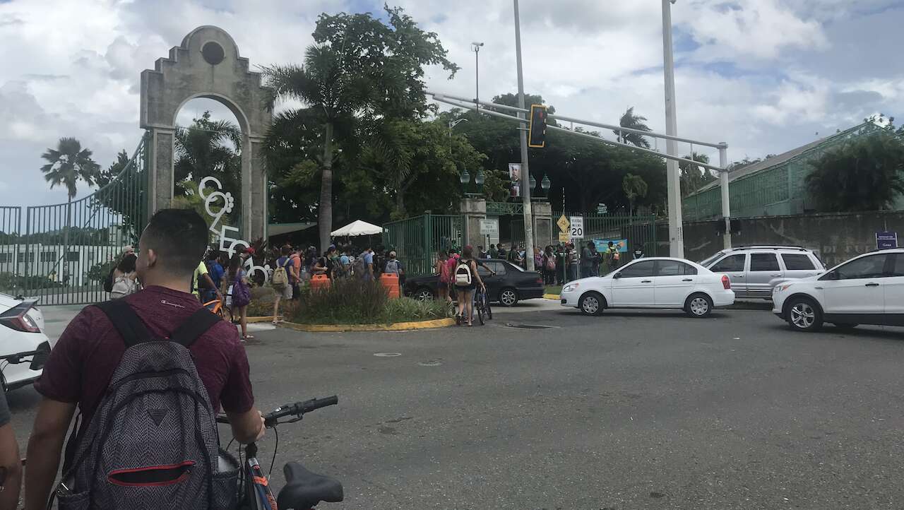El RUM amanece con sus portones cerrados