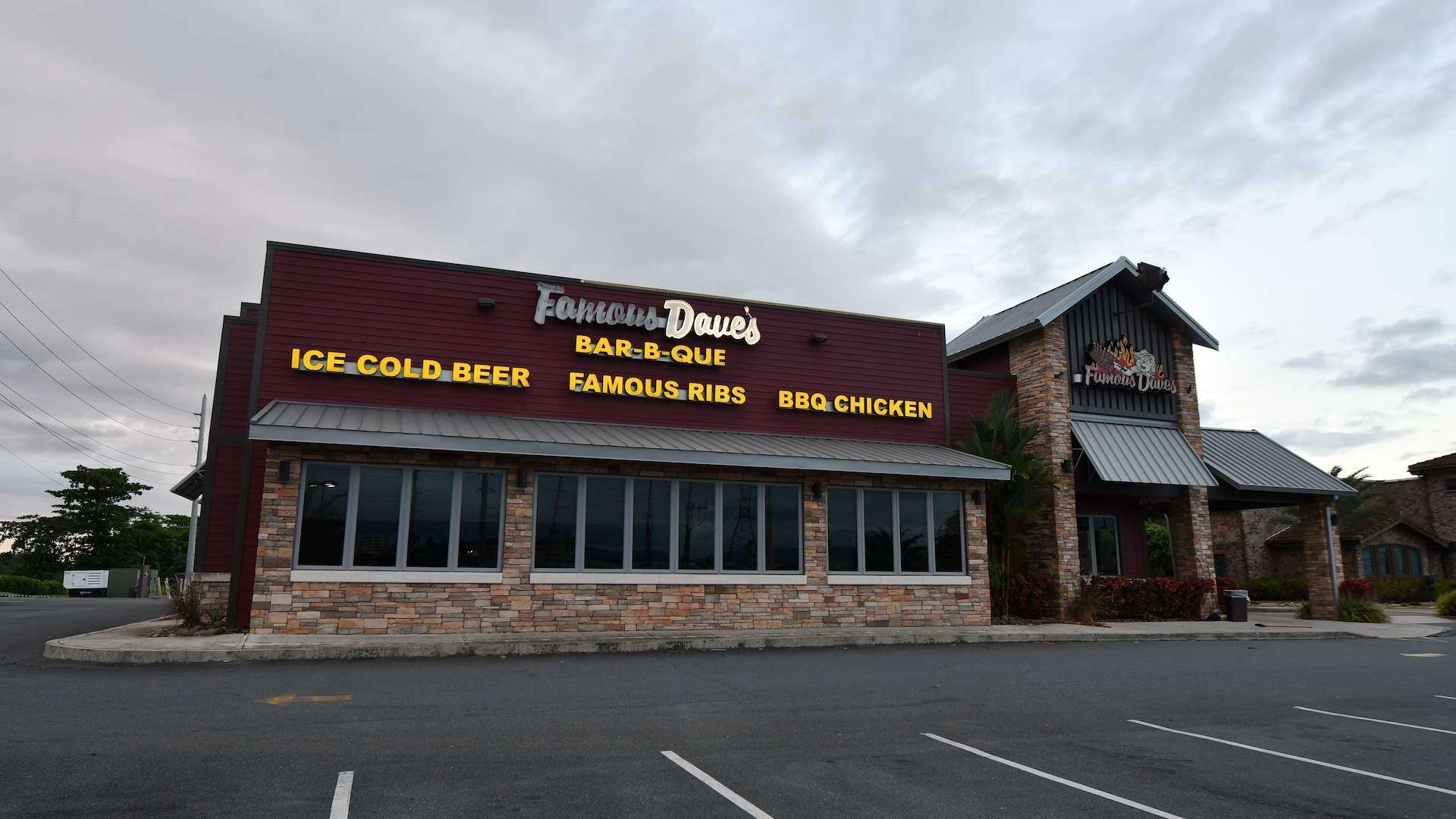 Primer Famous Dave’s de Puerto Rico cierra