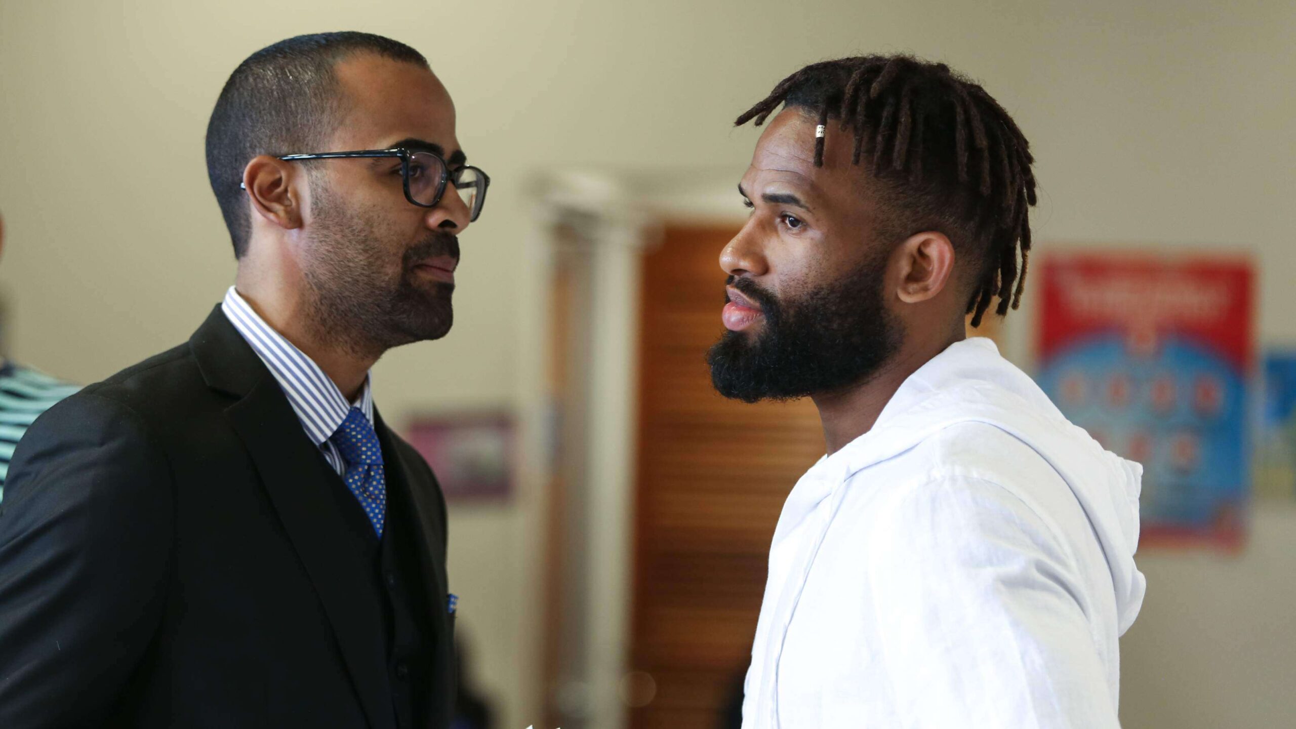 Desestiman cargos contra baloncelista Walter Hodge