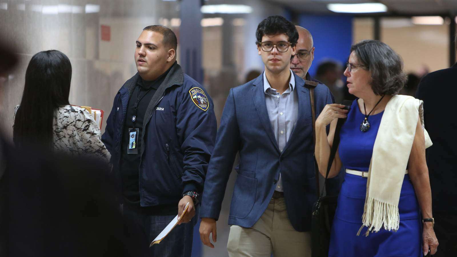 ‘Carpeteo’ para dar con estudiantes acusados de irrumpir reunión de la UPR