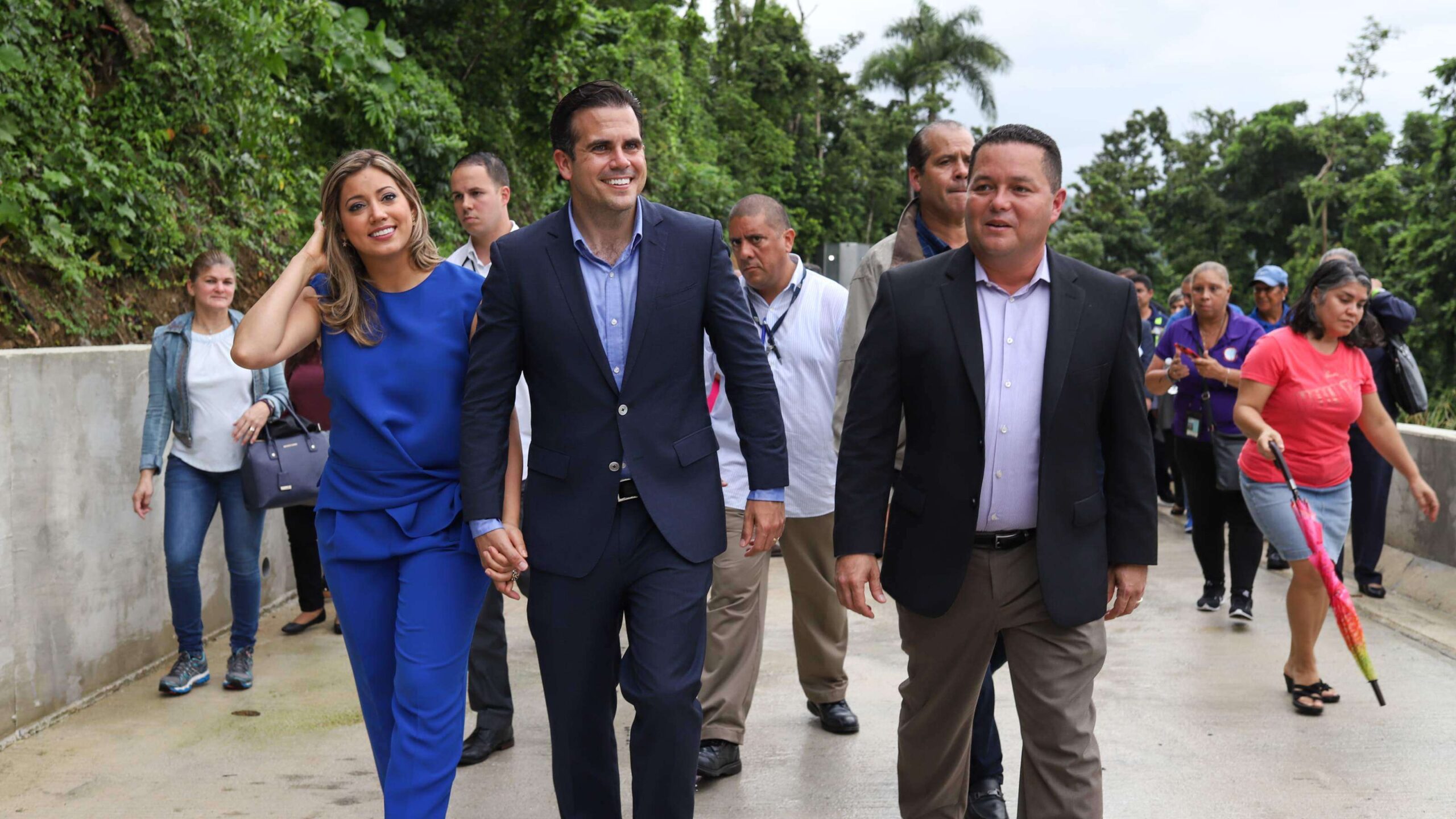 Reinauguran carretera en Guaynabo destruida por María