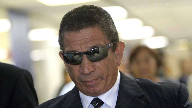 Reaparece la Comay para anunciar concierto de Bad Bunny