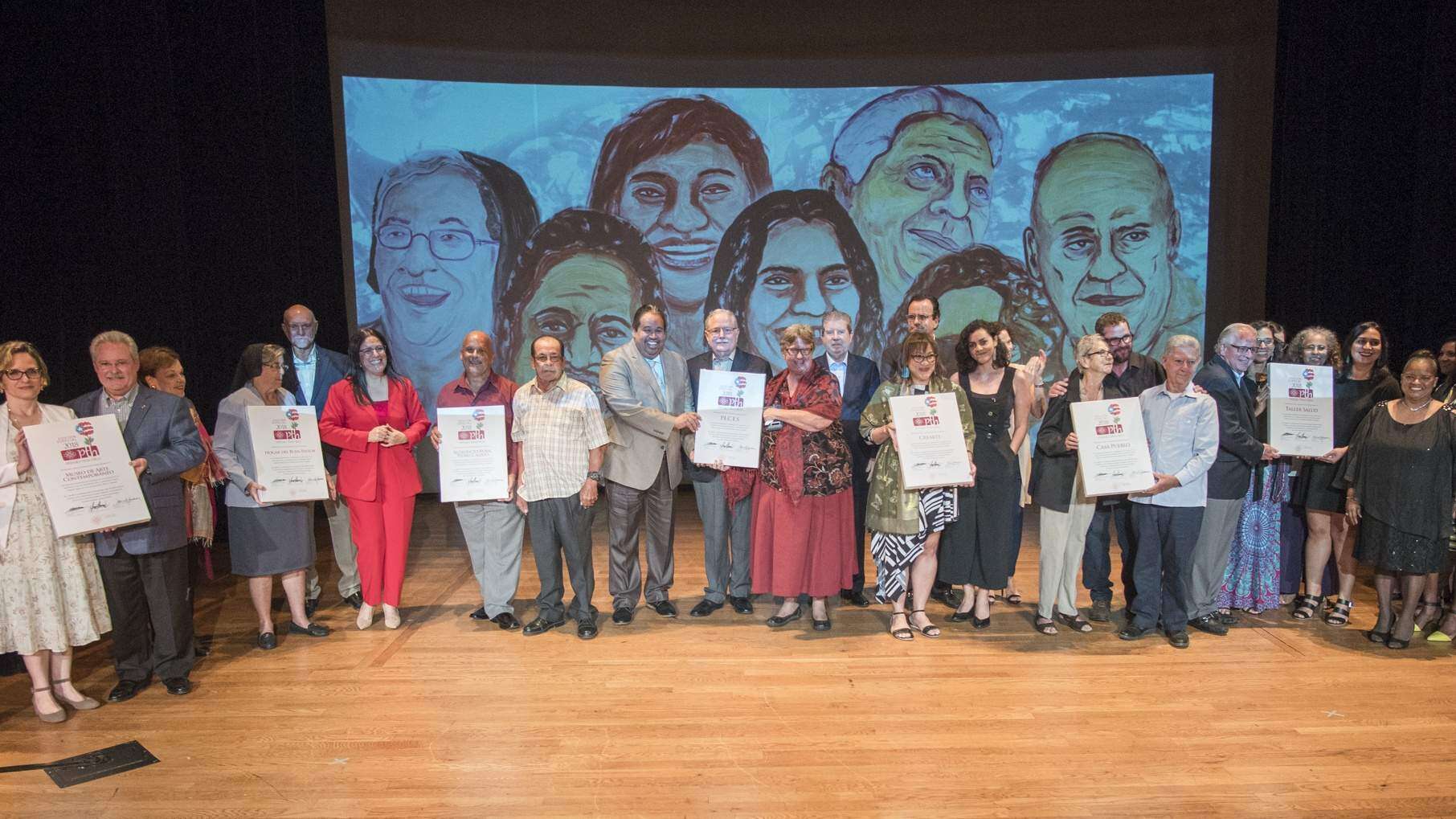 Otorgan Premio Tina Hills a 7 ONG’s
