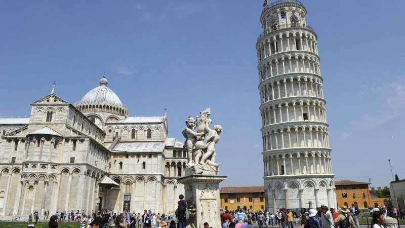 Se endereza poco a poco la Torre de Pisa