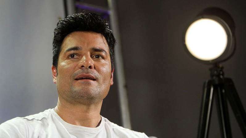 Piden a Ricky Martin y a Chayanne donar el nombre de sus canciones