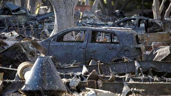 Aumentan a 51 los muertos por incendios en California
