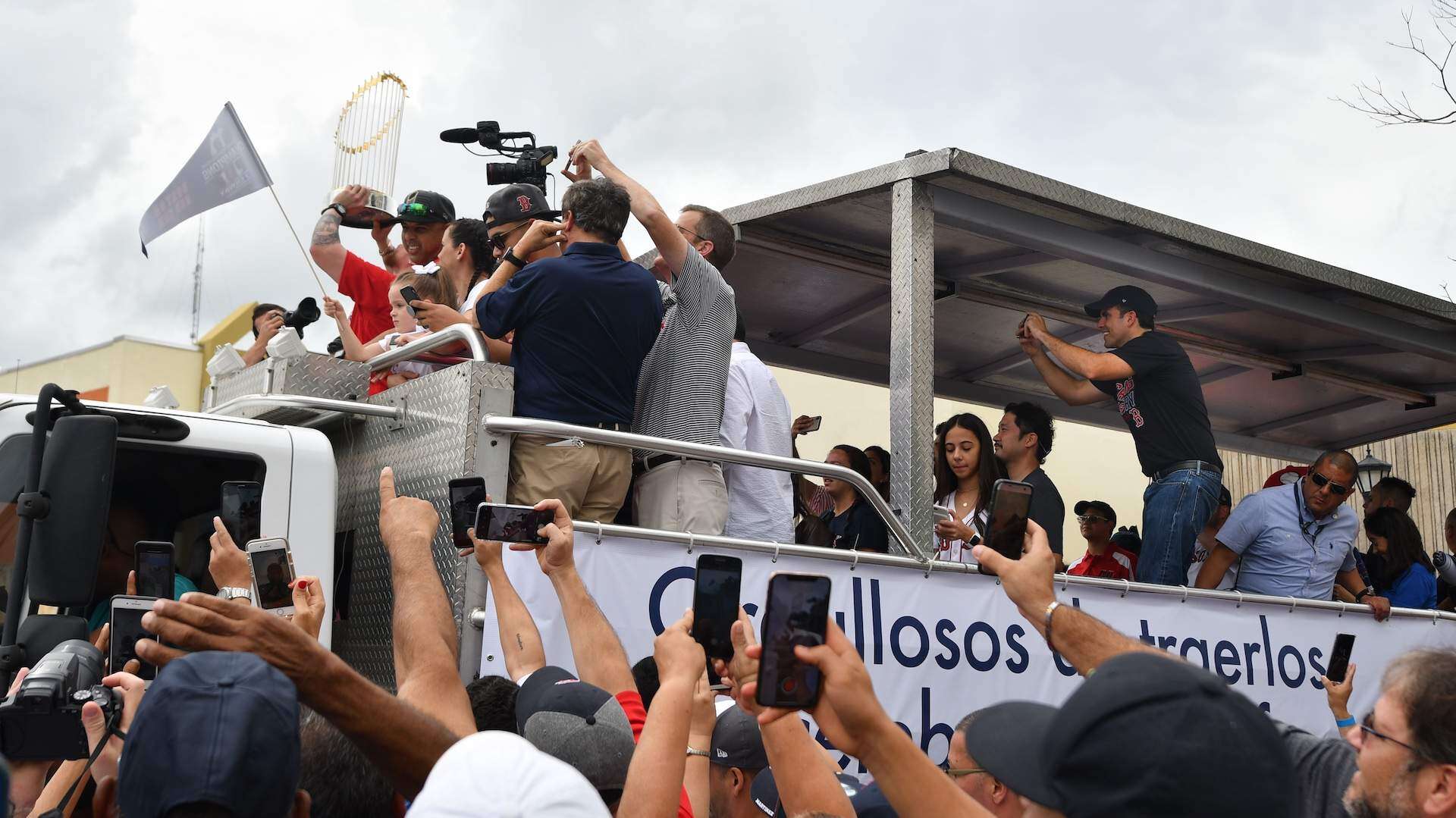 Fría bienvenida al Gobernador en Caguas