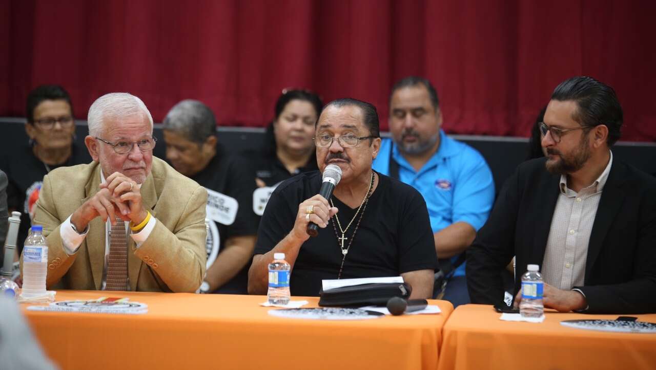 Con rostro de mujer campaña contra los disparos al aire