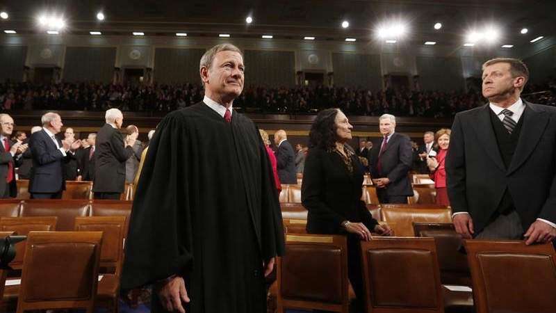 Juez presidente del Supremo federal regaña a Trump