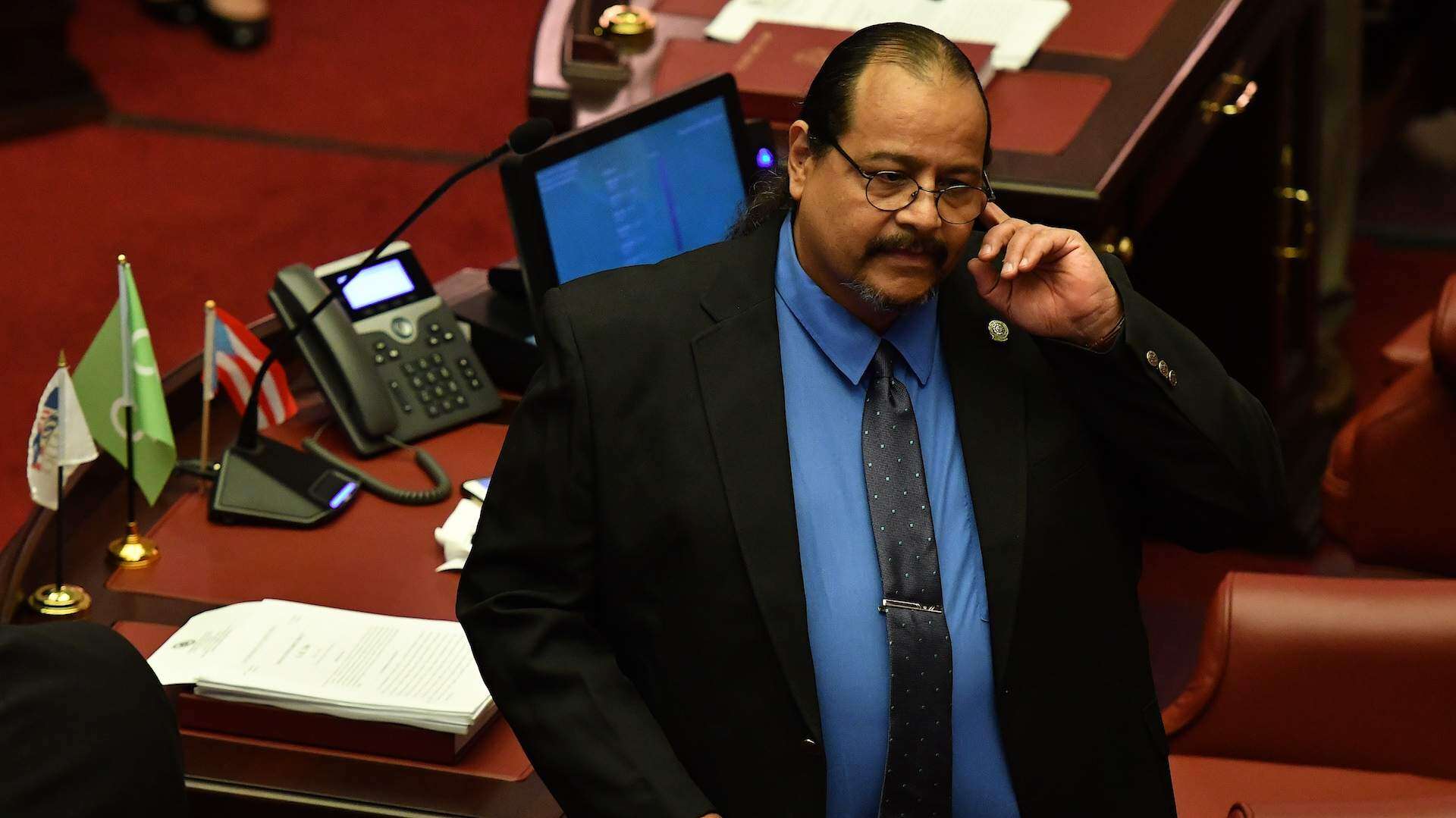 Vargas Vidot denuncia medida que despoja titulares de locales