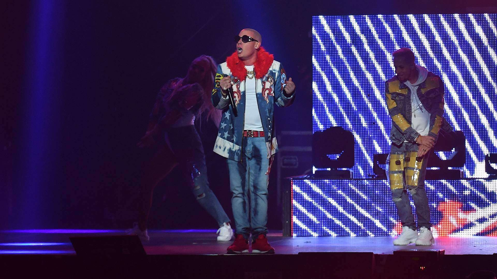 Así inició Cosculluela su concierto