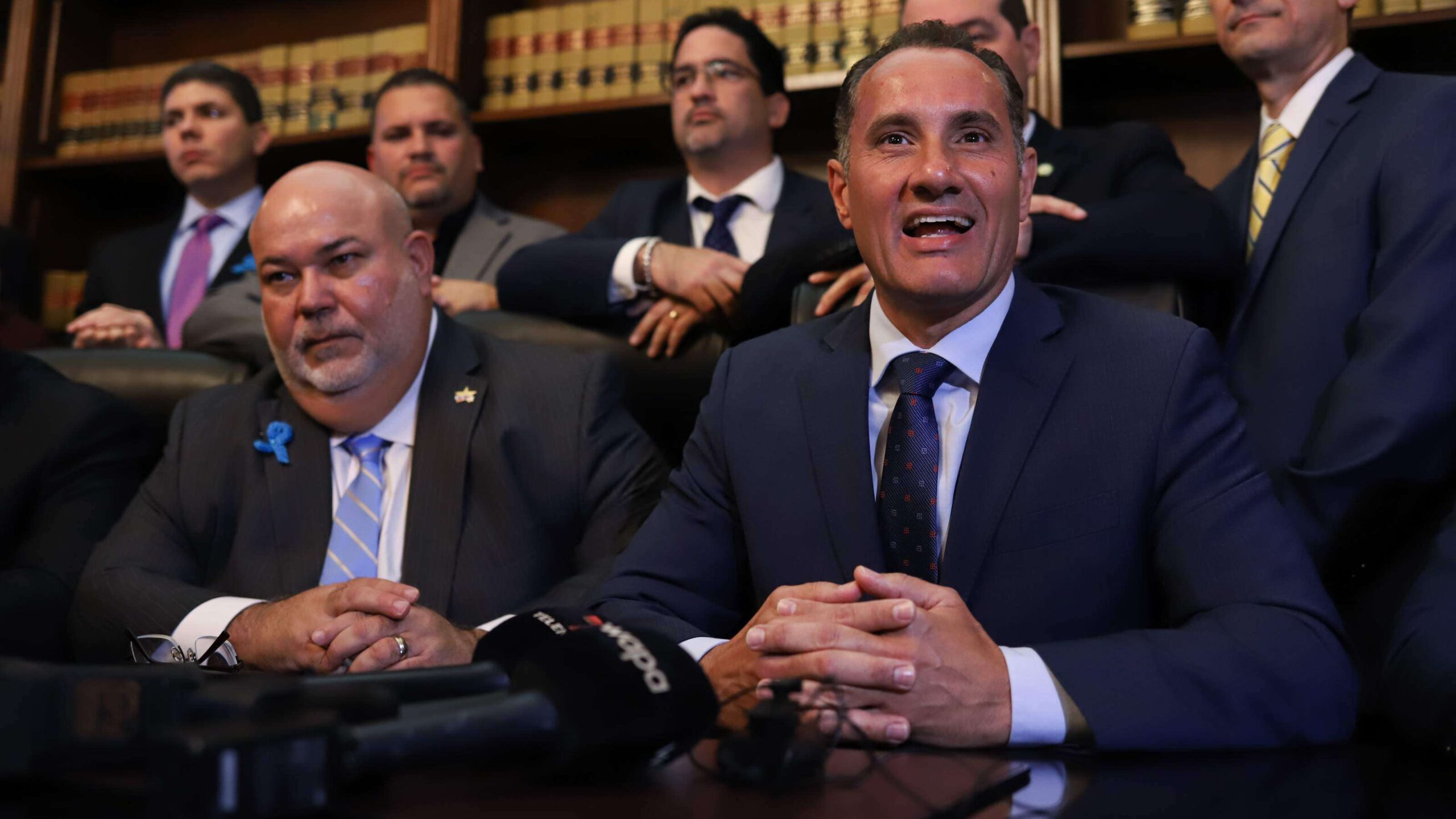 Contradictorios estudios legislativos para justificar tragamonedas