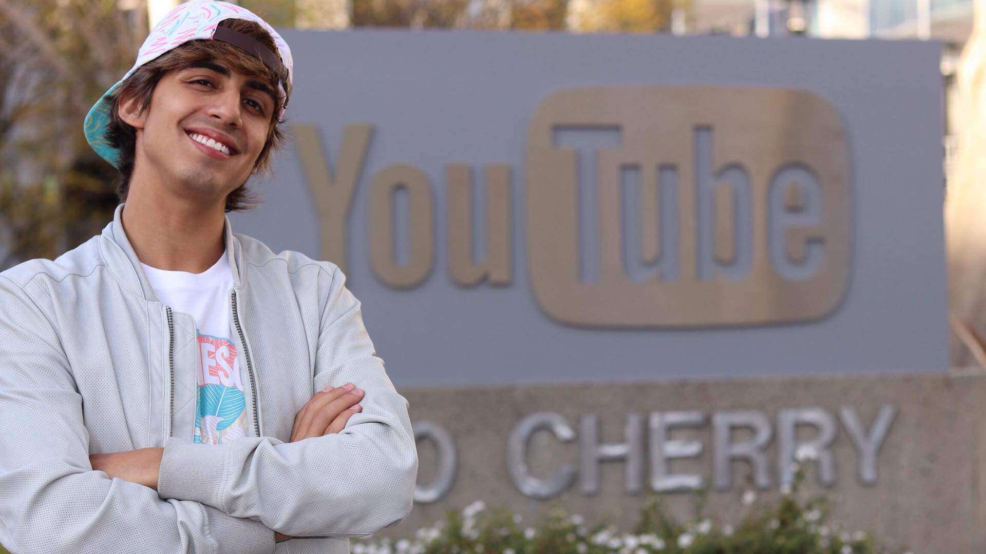 Daniel El Travieso acepta el reto y llega al teatro