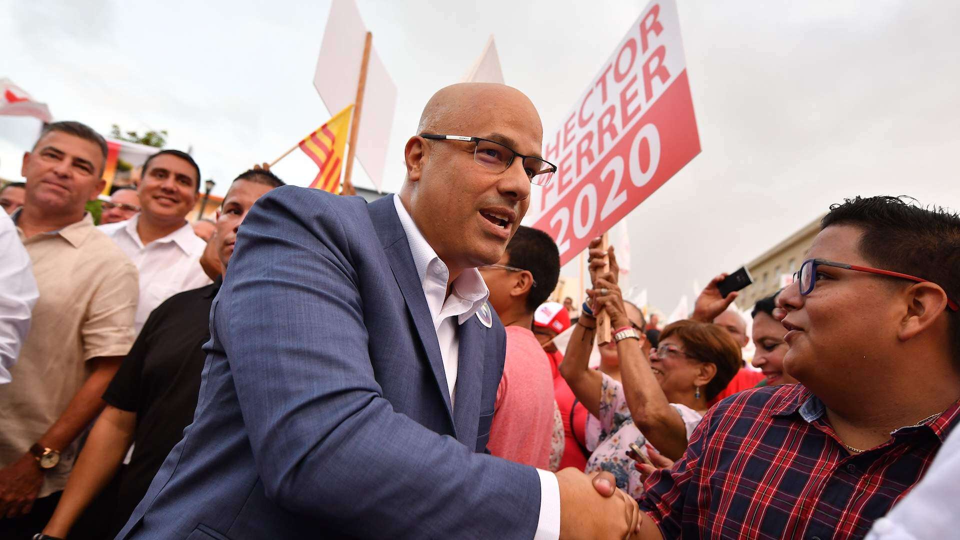 Gobernador asegura nombre del Centro Comprensivo de Cáncer