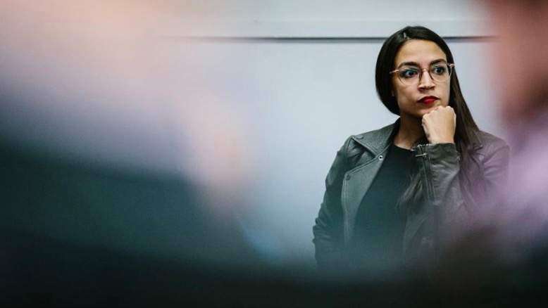 ‘Insurgentes’ latinas se preparan para apertura de las elecciones