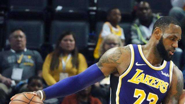 Lebron no salva a los Lakers de Russell
