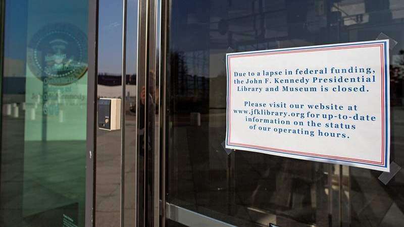 Cierre del gobierno de EE.UU. empaña la Navidad