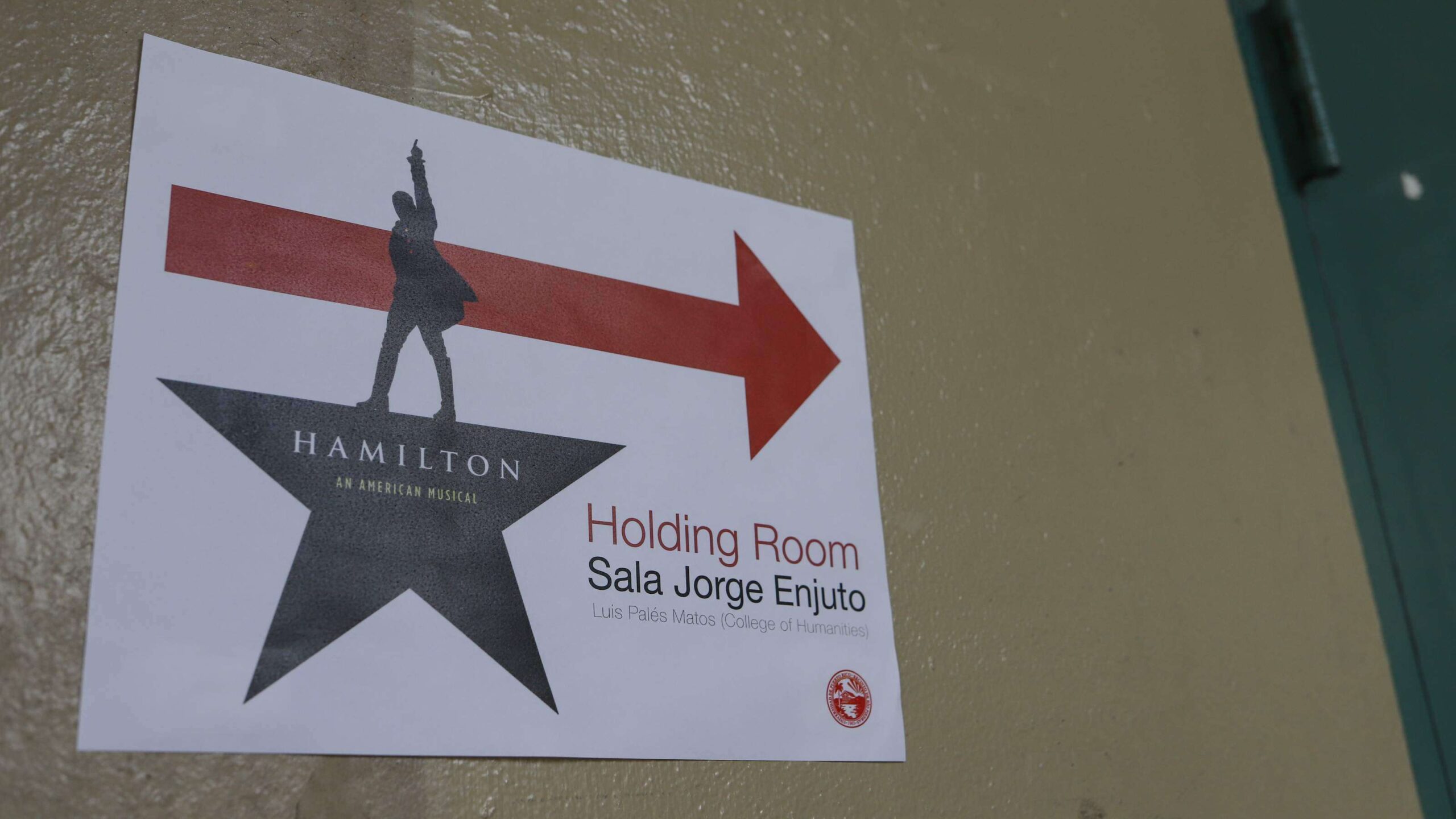 Estudiantes abogan por mantener a ‘Hamilton’ en la UPR