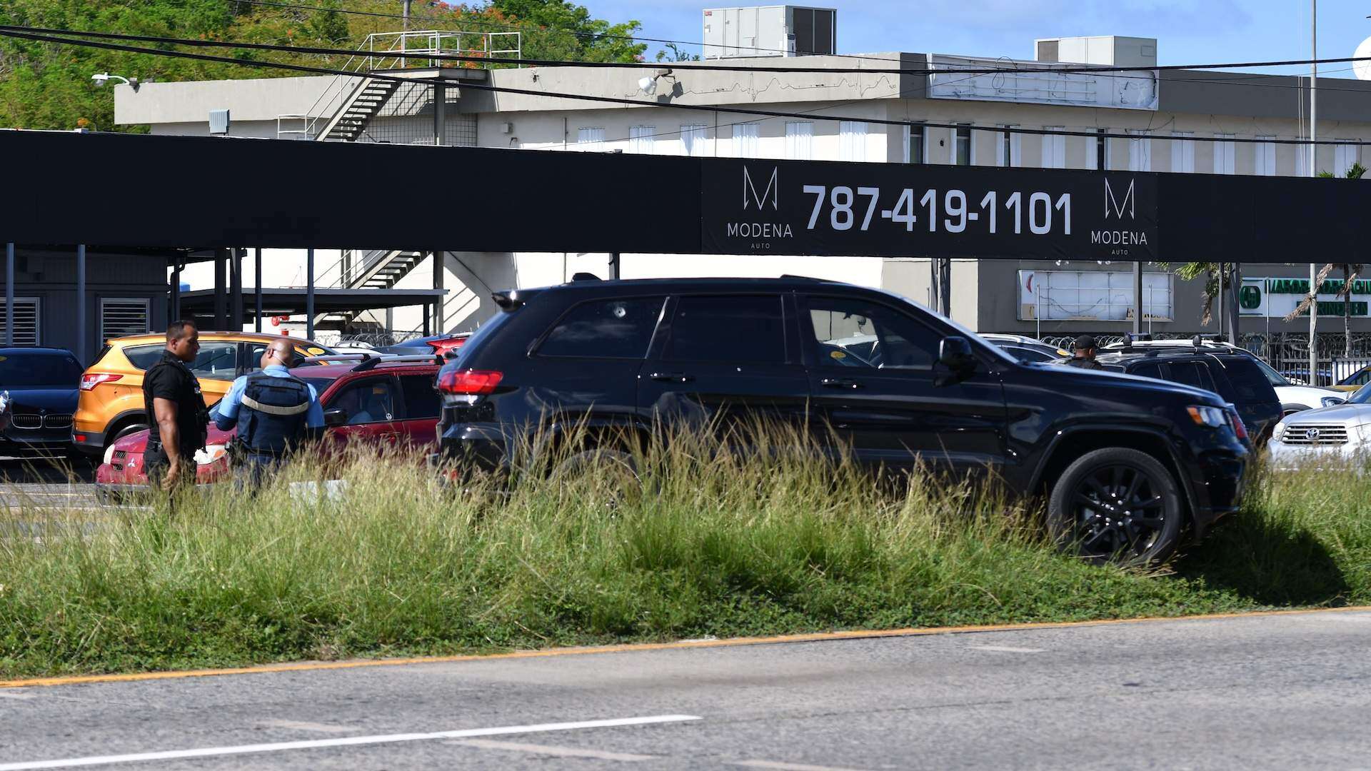 Accidente por aparente exceso de velocidad deja a tres jóvenes heridos
