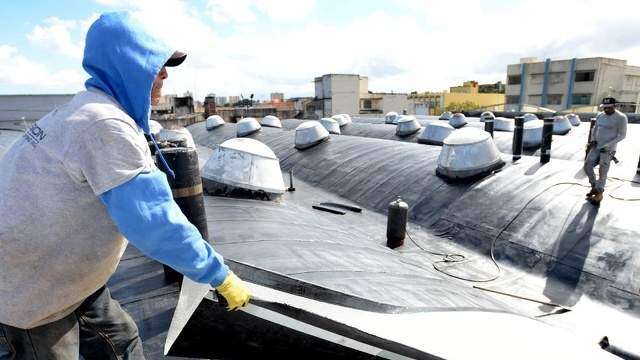 Plaza del Mercado en Río Piedras operará con placas solares