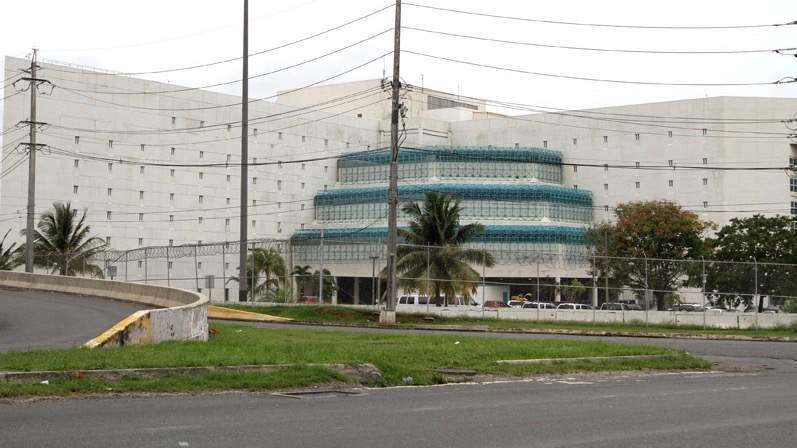 4 sujetos admiten conspirar para el primer asesinato de un agente federal e