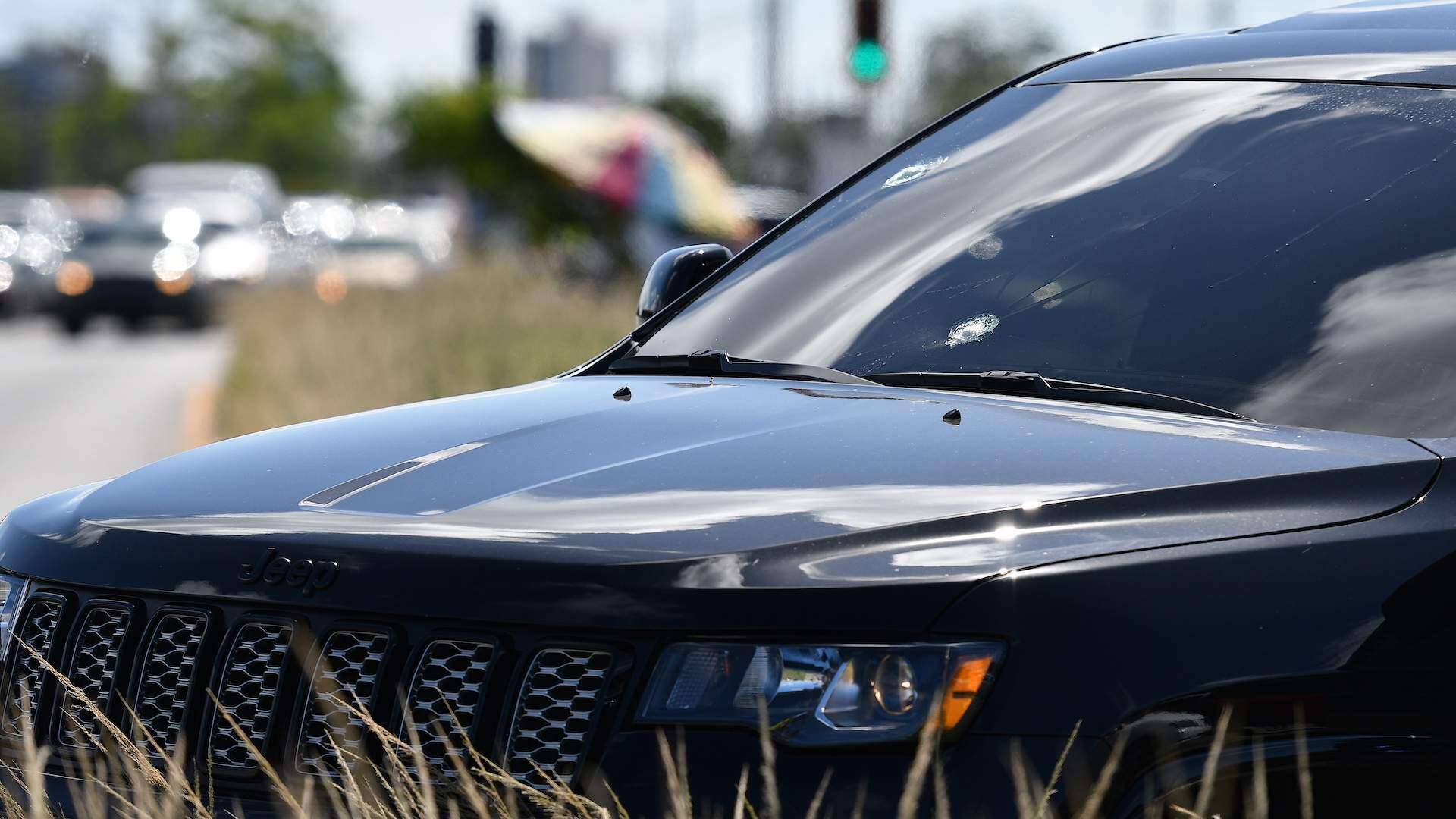 Asesinan a un hombre y a una joven en Levittown