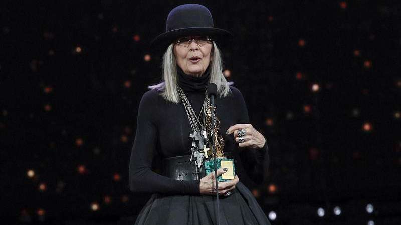 Diane Keaton recupera cartera perdida hace 50 años