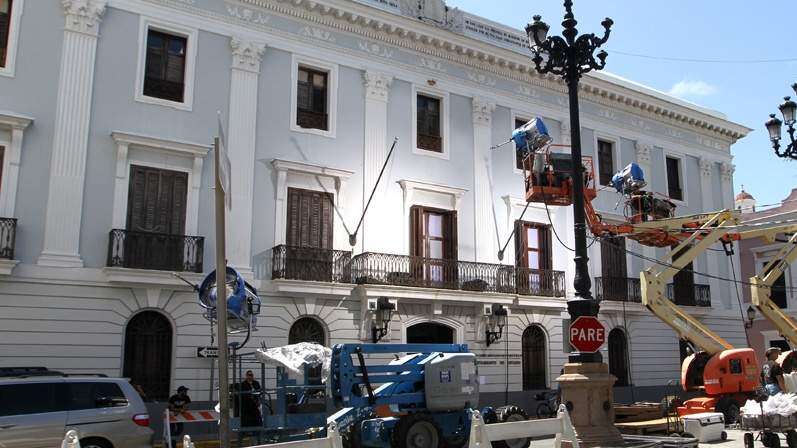 Rosselló extiende incentivos económicos para industria del cine