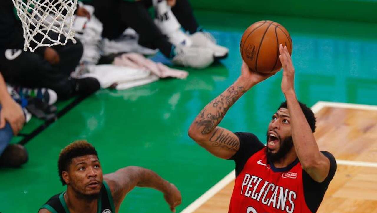 Espectacular duelo encestador entre Pelicans y Mavericks