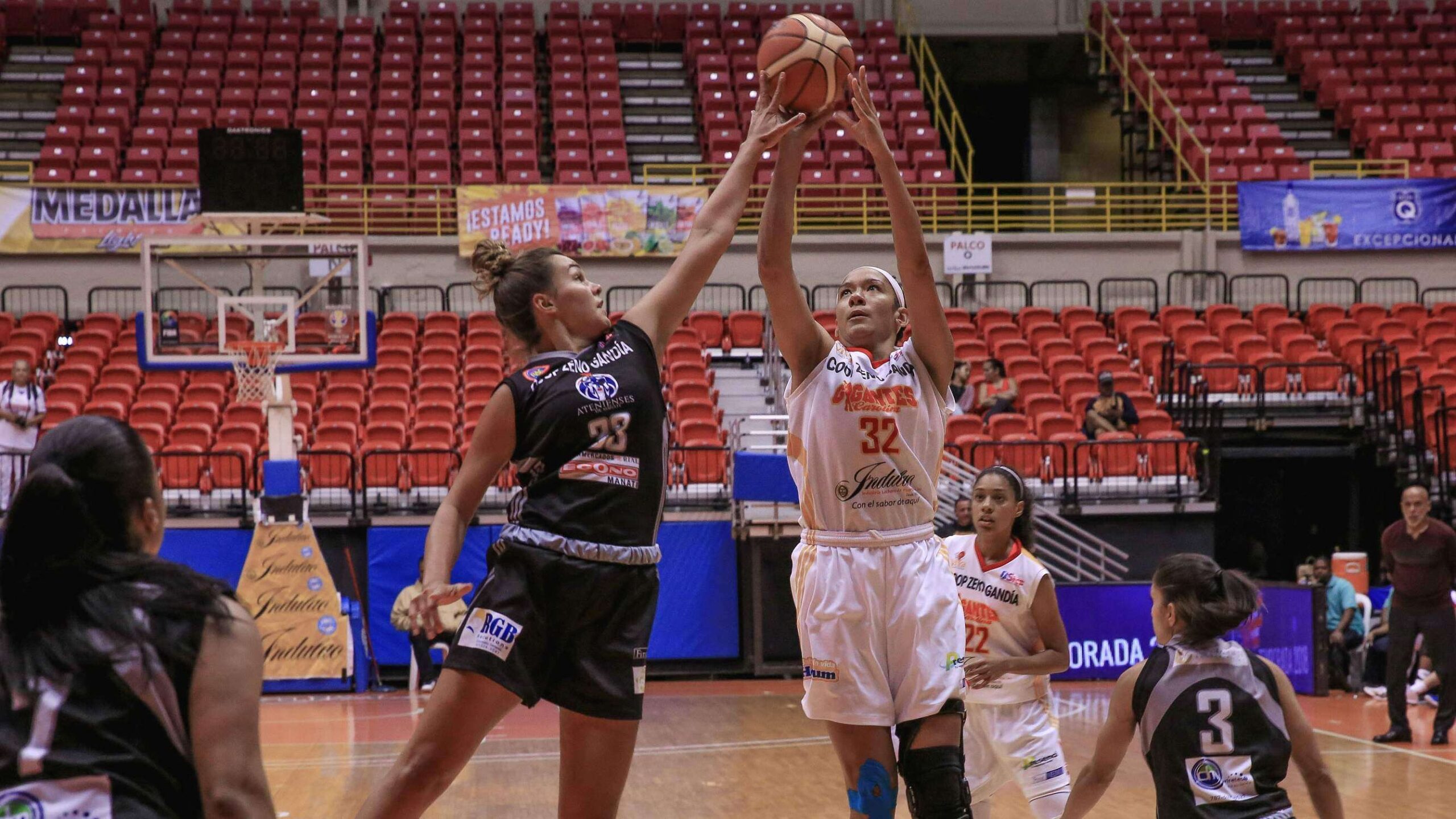 Gigantes toman ventaja en la final