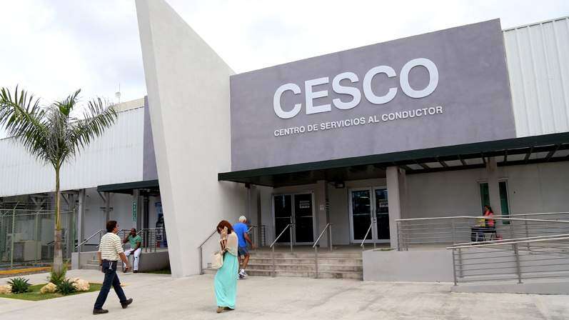 Rosselló deja sin efecto certificaciones para asientos protectores