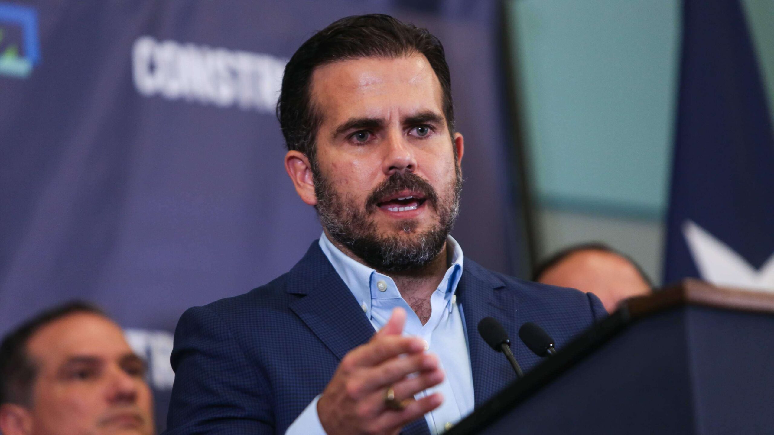 Gobernador deja fuera de VITAL a quien ‘se ponga guapo’