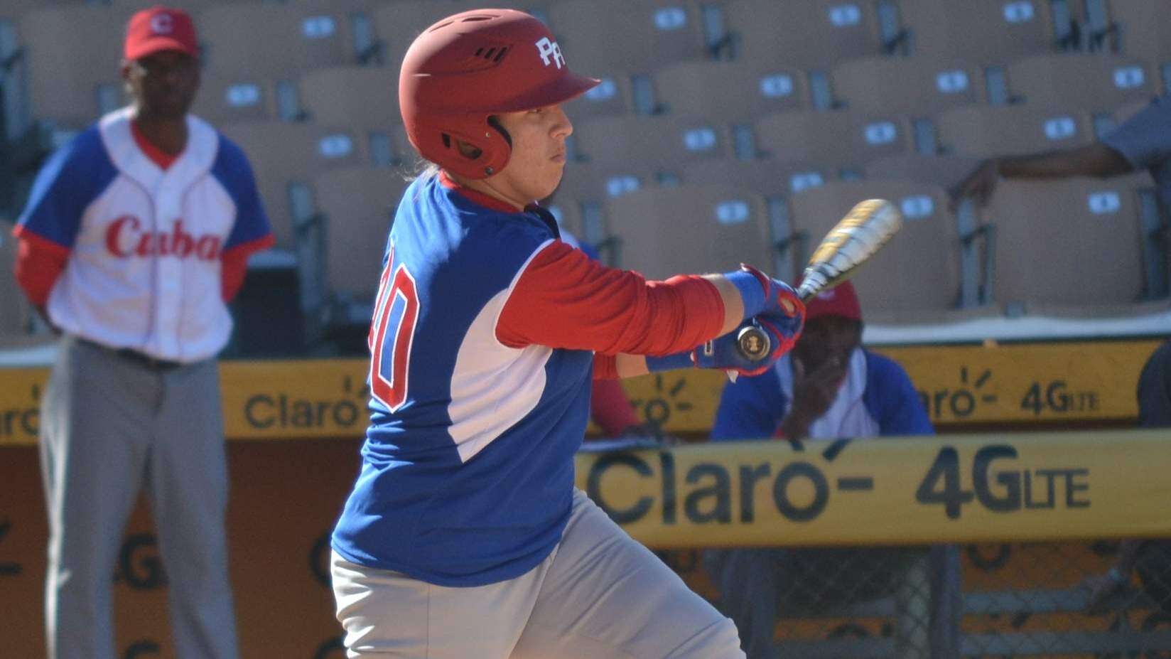 Diamilette Quiles es la campeona de bateo del béisbol femenino