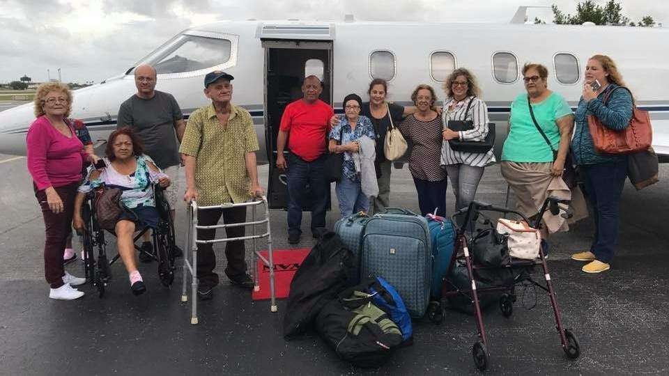 Más de mil boricuas huyeron del caótico sistema de salud tras María
