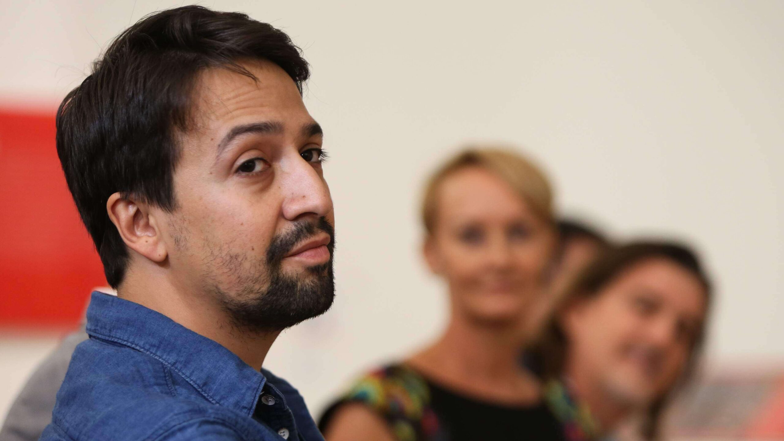 Se acaban problemas entre Hamilton y Josué Comedy
